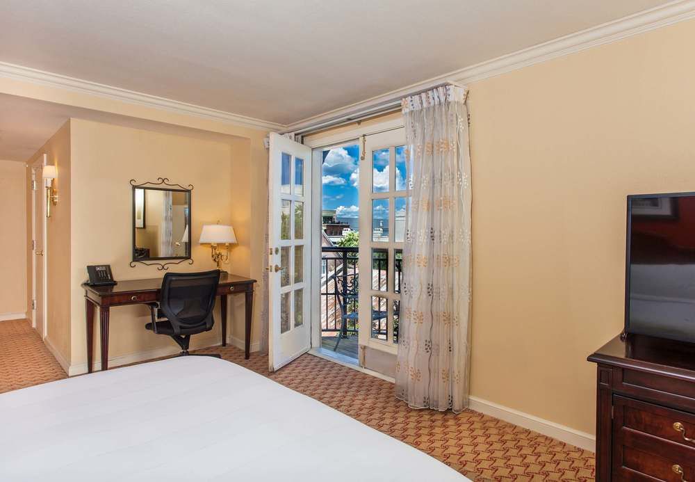The Lindy Renaissance Charleston Hotel Kültér fotó