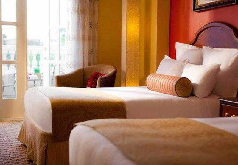 The Lindy Renaissance Charleston Hotel Kültér fotó